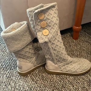 Lattice Carey Whoop Knot Ugg Boots